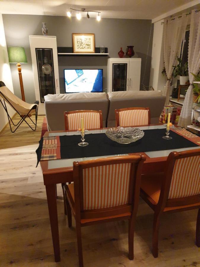 Les Hirondelles, Appartement De Vacances Avec Terrasse Et Coin Grillades Granges Ngoại thất bức ảnh